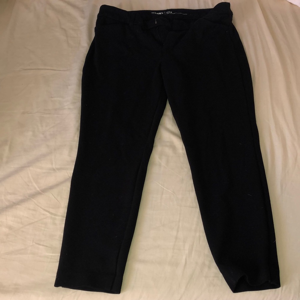 Old Navy Pixie Built-in Sculpt